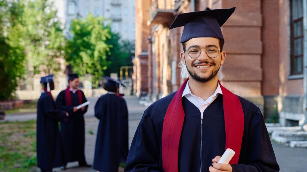 How Study Abroad Consultants in University of Manchester Simplify Your Journey